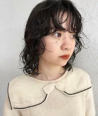 ミディアム パーマ FILMS/sari /似合わせカットのヘアスタイル