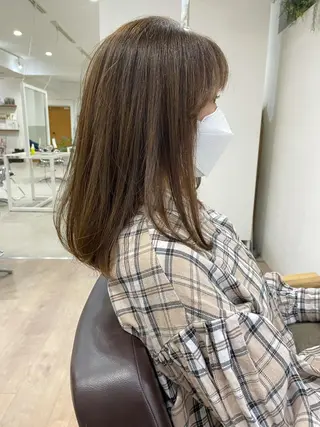 セミロング 重井 愛穂のマツエク・マツパデザイン