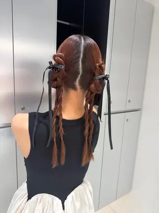 ヘアアレンジ ヘアセット🎀耳つぼ 👂💎MONAMIのヘアスタイル