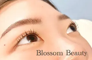 マツエク・マツパ Blossom Beauty aoiのマツエク・マツパデザイン