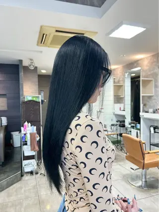 ロング カラー 西岡 英菜のヘアスタイル