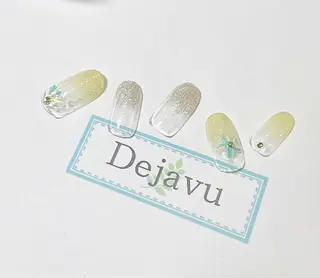 ネイル Nail salon Dejavu 🌿のネイルデザイン