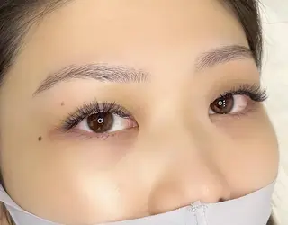 マツエク・マツパ GLANDOLL AOIのネイルデザイン