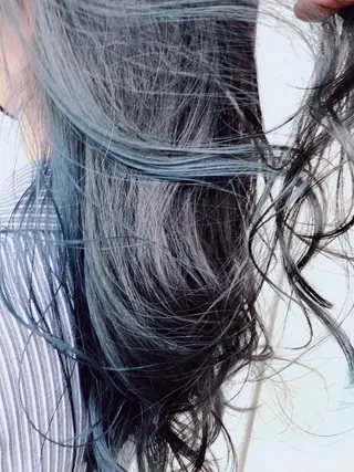 ロング カラー 中村 幸子のヘアスタイル