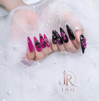 ネイル IRO FUNABASHIのネイルデザイン