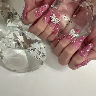 ネイル lavia🖤 ayumiのネイルデザイン