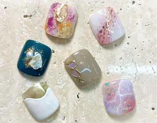 ネイル ちゅるん美フォルム 🦋AIRAのネイルデザイン