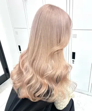 カラー 漆畑 莉奈のヘアスタイル