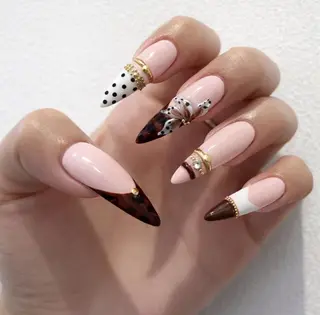 カラー ロング Bling Salonのネイルデザイン