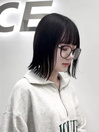 ショート カラー ヘアアレンジ 縮毛矯正🤍 ボブ/ HIKARIのヘアスタイル