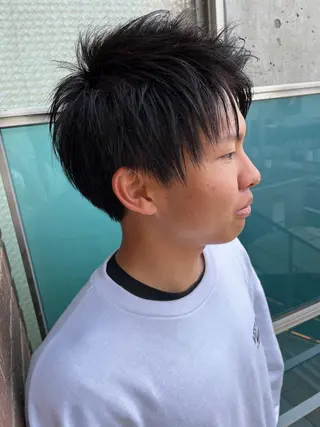 ショート カラー パーマ ヘアアレンジ メンズ キッズ ネイル マツエク・マツパ アイブロウ 久木原 ゆりのヘアスタイル