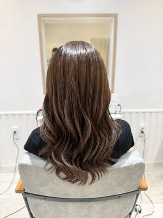 セミロング カラー 🩰渡邉 🩰のヘアスタイル