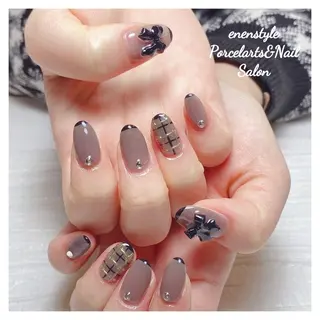 ミディアム ネイル 🐾enen style 🐾のネイルデザイン