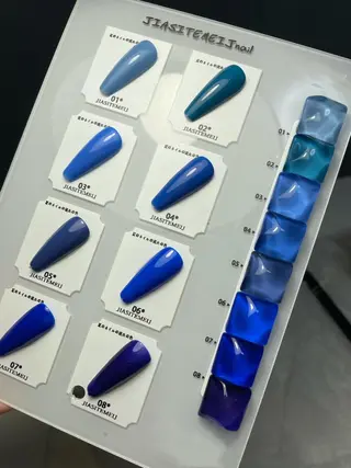 ネイル M🌷nail 長さだし専門店のネイルデザイン