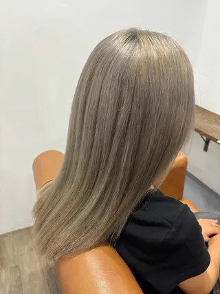 カラー なかじま ゆきのヘアスタイル