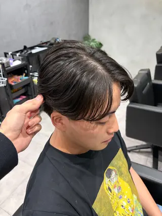 ショート パーマ 吉田吏朱風 曲がる縮毛矯正のヘアスタイル