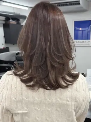 セミロング カラー 艶髪透明感カラー / まあやのヘアスタイル