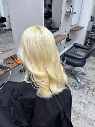 カラー カット￥1100 🎀Yuri︎のヘアスタイル