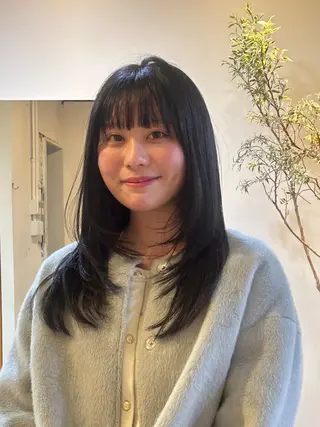 セミロング カラー ナチュラル大人っぽい スタイル MAORIのヘアスタイル
