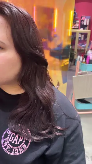 カラー Mii. 内田萌々のヘアスタイル