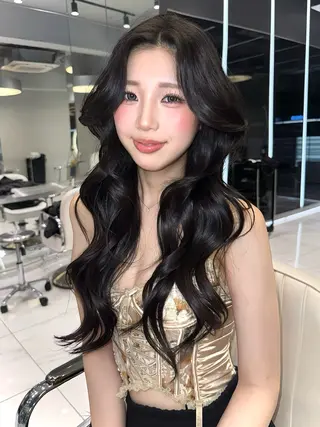 ロング カラー みうる🎀透明感艶髪 🫧レイヤーカットのヘアスタイル