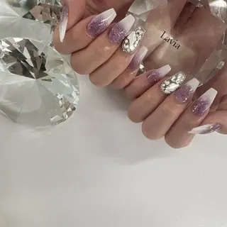 ネイル lavia🖤 ayumiのネイルデザイン