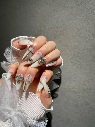 ネイル I-nailロング /ワンホン/キラキラのネイルデザイン