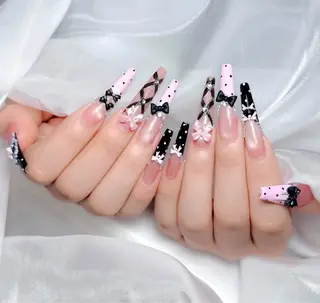 ネイル Julie Nail Hinのネイルデザイン