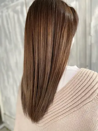 ロング カラー 勝河 怜楊のヘアスタイル
