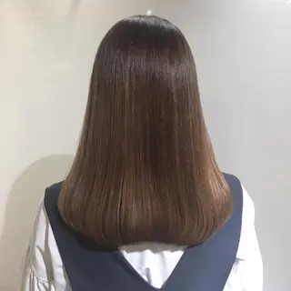 セミロング カラー ヘアアレンジ 柔らか垢抜けｶﾗｰと ｶｯﾄ🫧ASUKAのヘアスタイル