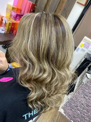 ミディアム カラー IwAsh大和駅前店 河野亜里香のヘアスタイル