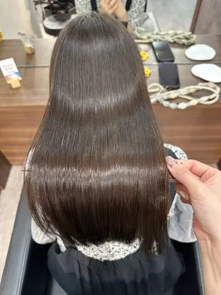 ロング 金 春江のヘアスタイル