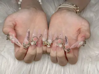 ネイル Lee Nailsのネイルデザイン