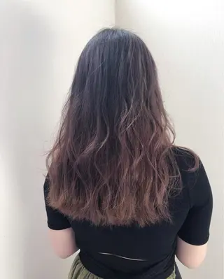 ロング カラー 白井 つづりのヘアスタイル