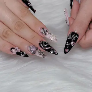 ネイル LUMINA NAYAのネイルデザイン