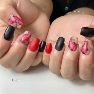 ネイル Legit nail salonのネイルデザイン