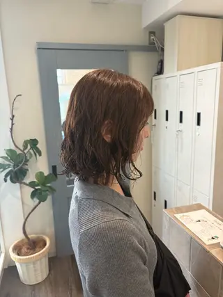 ミディアム パーマ 樅木 恒毅のヘアスタイル