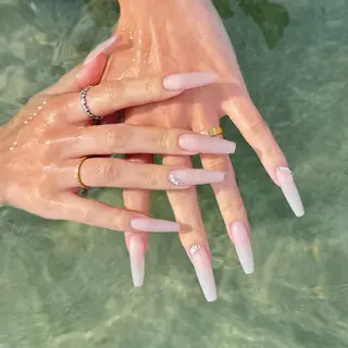 ネイル NAIL303 🛼 SHIORIのネイルデザイン