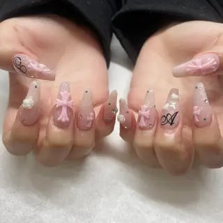 ネイル 💎🐰 saki. m 🐰💎のネイルデザイン