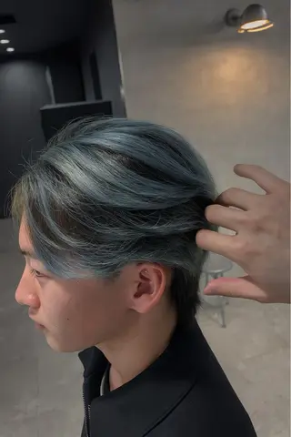 ミディアム パーマ ヘアアレンジ メンズ 🔥ニュアンス フェザー小林海斗🔥のヘアスタイル