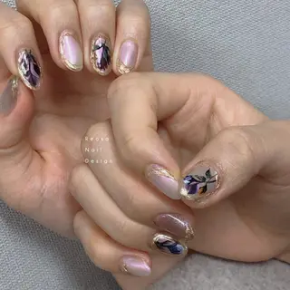 ネイル Blowe ニュアンスのネイルデザイン