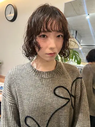 ショート レイヤーカット\ウル フ　chinatsuのヘアスタイル