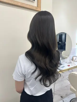 ロング 似合わせレイヤーカッ ト🩶瀧本美咲のヘアスタイル