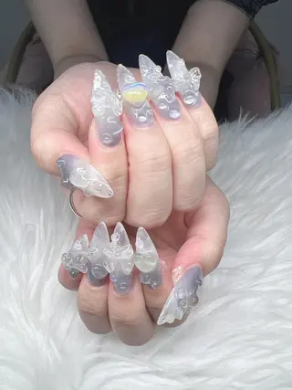 ネイル Lee Nailsのネイルデザイン