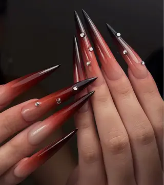 ネイル Noél_ Rikiのネイルデザイン