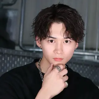 ショート カラー パーマ メンズ 木代 ひめりのヘアスタイル