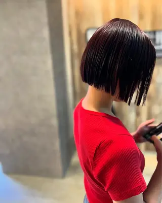 ショート カラー 縮毛矯正/ レイヤー/ミディアムのヘアスタイル