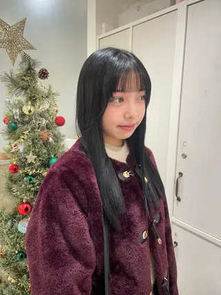 セミロング momo/ハイトーン /透明感カラー🎀のヘアスタイル
