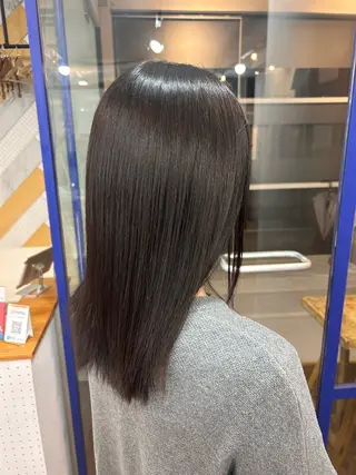 かがやしづ ⭐️カラーモデルのヘアスタイル