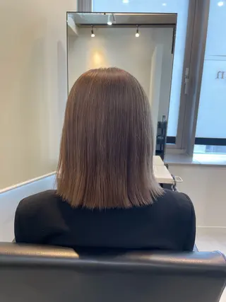 ショート カラー tiel 小山莉々のヘアスタイル